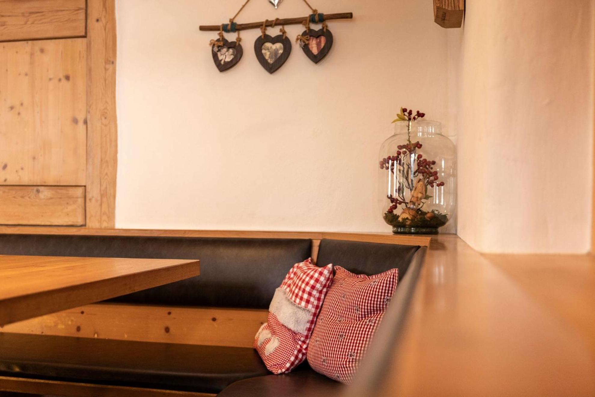 Altbau Gasthaus Amboss Grunkraut ภายนอก รูปภาพ